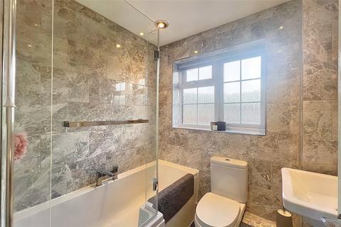 4 Groveside Close, Carshalton, SM5 2EQ