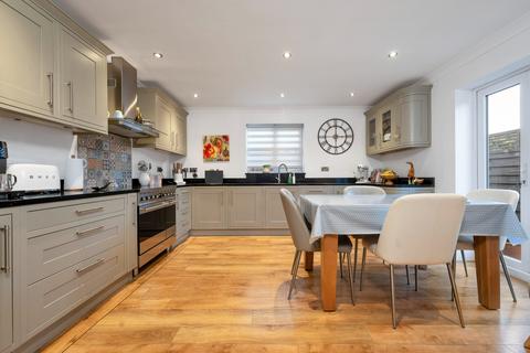 7 Mussons Close, Corby Glen, Grantham, NG33 4NY
