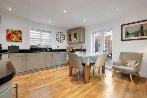7 Mussons Close, Corby Glen, Grantham, NG33 4NY