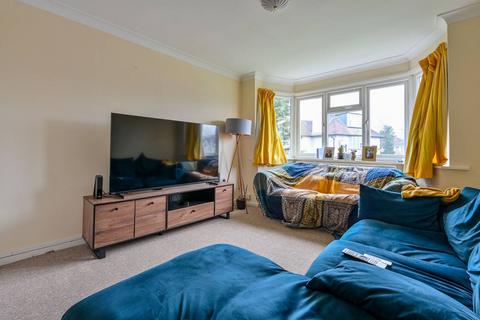 2 bedroom flat for sale, Ditton Road, Surbiton, KT6