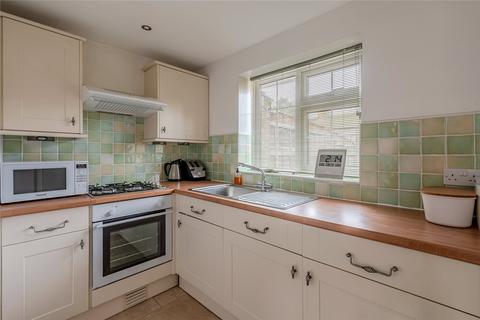 2 Bondgate, Harewood, Leeds, LS17 9LN