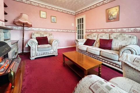 71 Appleton Avenue, Great Barr, Birmingham, B43 5LY