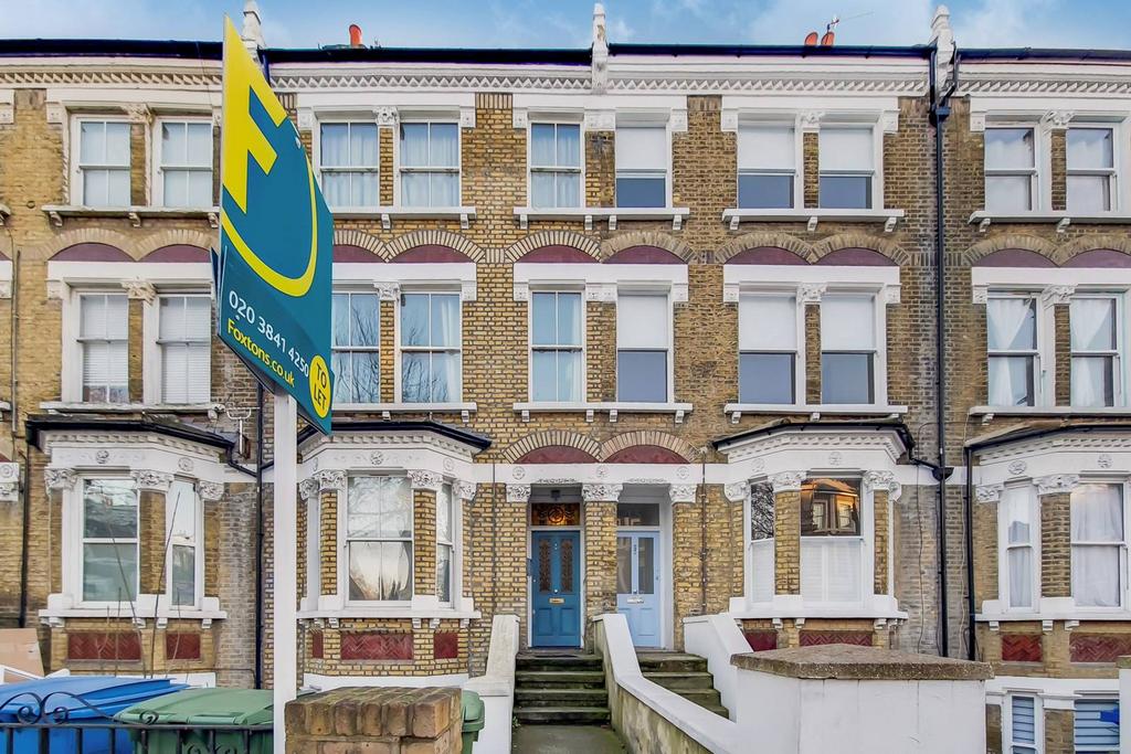 Trafalgar Avenue, Peckham, London, SE15 2 bed flat to rent £2,300 pcm (£531 pw)