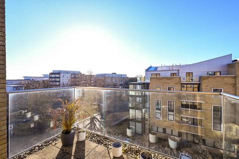 2 bedroom flat for sale, Boulogne House, Isleworth, TW7