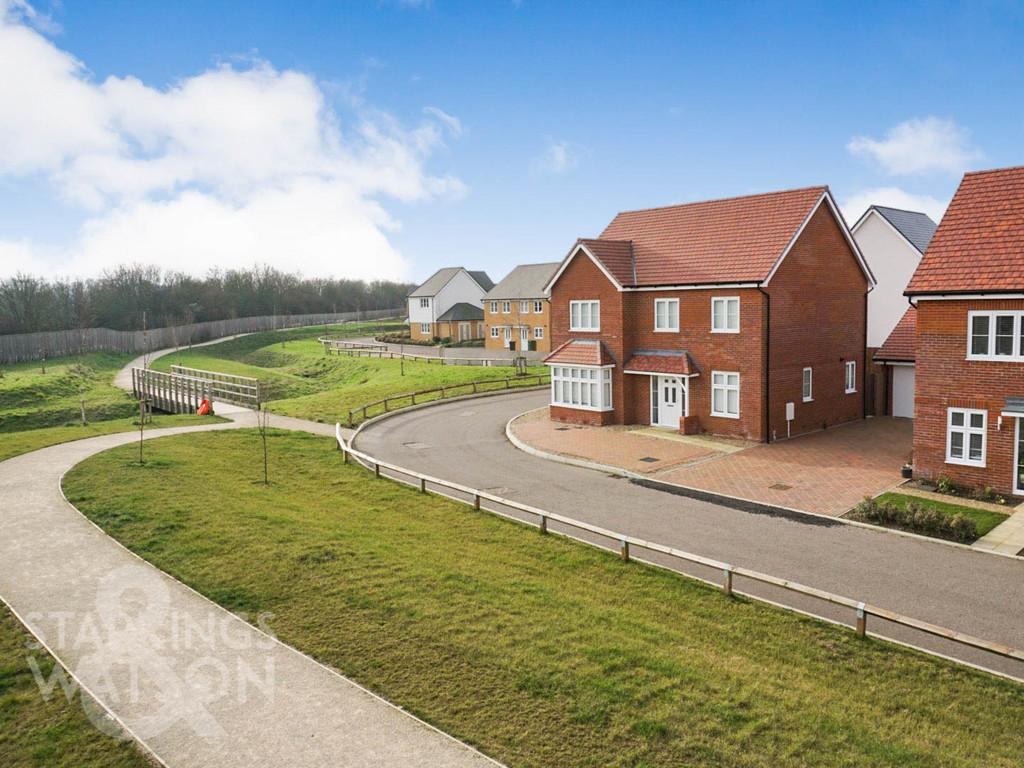 Jay Crescent, Wymondham 4 bed detached house for sale £500,000