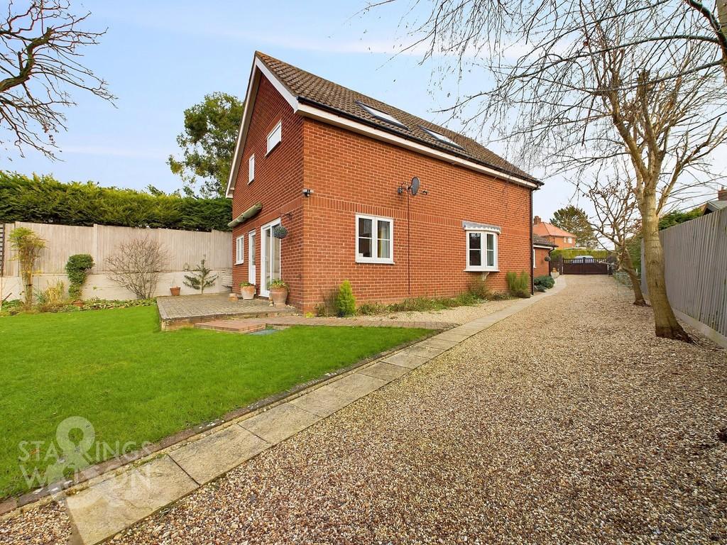 Chapel Lane, Botesdale, Diss 4 bed detached house for sale £475,000