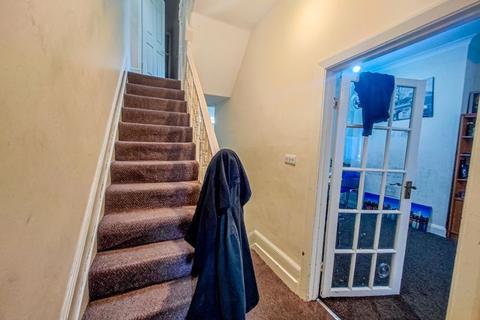 77 Admaston Road, London, SE18 2TP