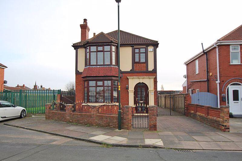ROBSON ROAD, CLEETHORPES 3 bed detached house for sale £260,000