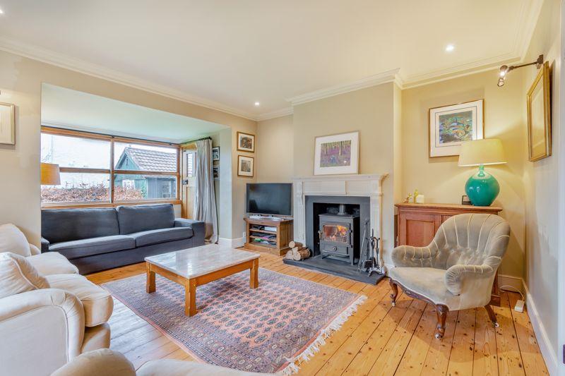 Abinger Lane, Abinger Common 5 bed semidetached house for sale £