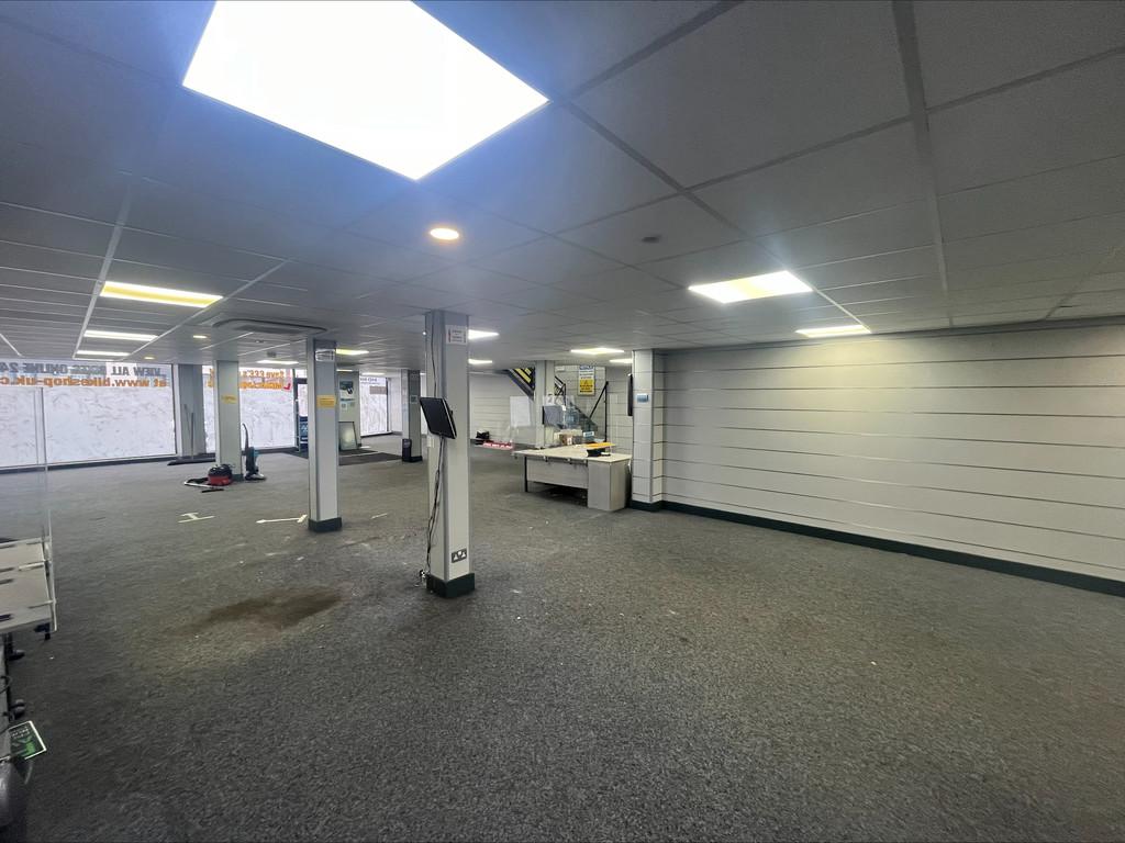 Ground floor showroom