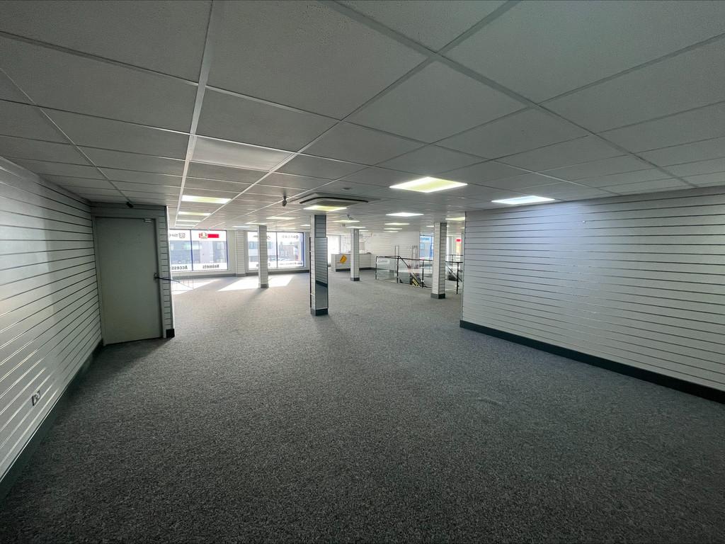 Ground floor showroom