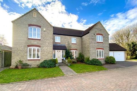 4 bedroom detached house for sale, Moorlay Crescent, Winford