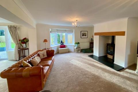 4 bedroom detached house for sale, Moorlay Crescent, Winford