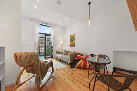2 bedroom apartment for sale, Hammersmith Grove, Brackenbury Village, London, W6