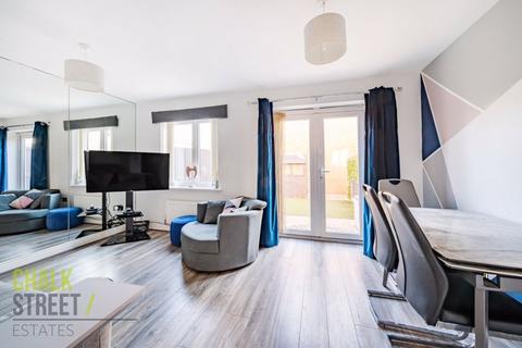 19 Juliette Mews, Romford, RM1 2BF