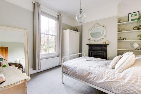 50 Crouch Hill, London, N4 4AA