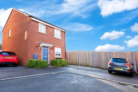 3 bedroom detached house for sale, Bobeche Place, Kingswinford