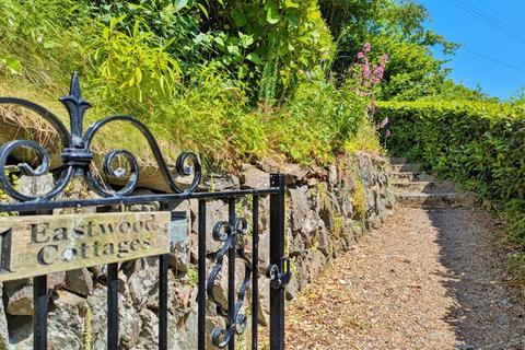 1, Eastwood Cottages Lynbridge, Lynton, EX35 6NR