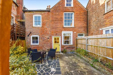 3 bedroom cottage for sale, The Square, Titchfield