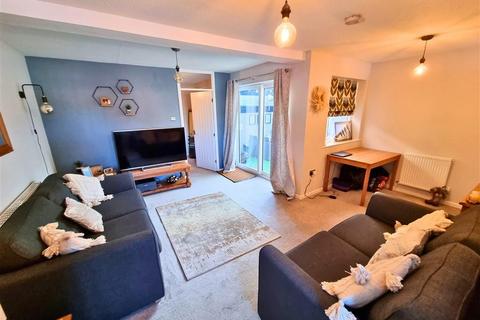 2 bedroom terraced bungalow for sale, Silurian Close, Leominster, Herefordshire, HR6 8ST
