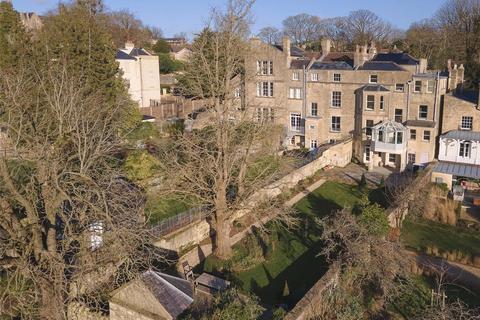 16 Springfield Place, Bath, BA1 5RA
