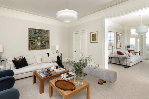 16 Springfield Place, Bath, BA1 5RA
