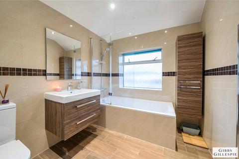 4 bedroom semi-detached house for sale - Priory Way, Harrow, Middlesex
