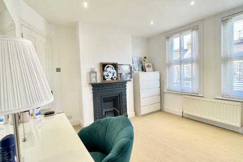 6 Brandon Road, Dartford, DA1 1SD