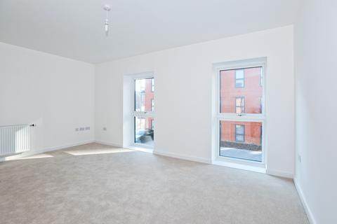 3 bedroom townhouse to rent, Ensign Mews, Cross Street, Admiralty Quarter
