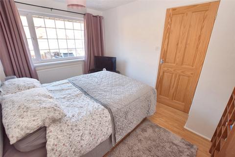 3 bedroom semi-detached house for sale, Fawcett Lane, Wortley, Leeds, West Yorkshire