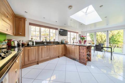 5 bedroom detached house for sale, Staplegrove Road, Taunton, TA2