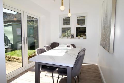 18 Waterside, Oxenhope, Keighley, BD22 9HW