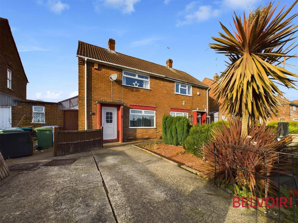 Park Hall Road, Mansfield Woodhouse 2 bed semidetached house for sale