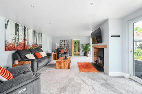 3 bedroom property for sale, Brighton Road, Shermanbury, Horsham