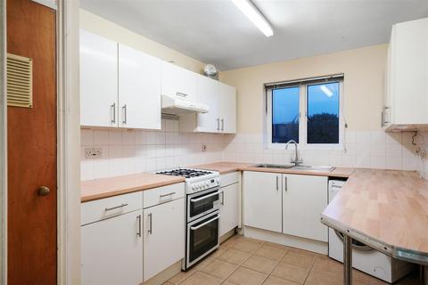 29a The Croft, Wembley, HA0 3EQ