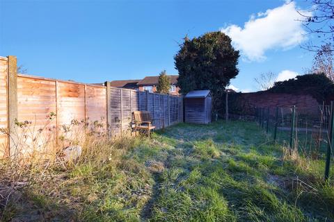 29a The Croft, Wembley, HA0 3EQ
