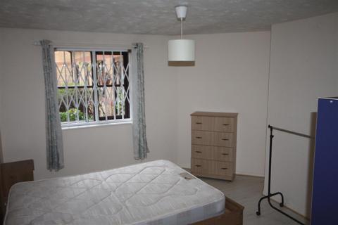 1 bedroom flat to rent - Somerset Gardens, Creighton Road, London