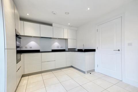 12 Whitley Link, Chelmsford, CM2 9FX