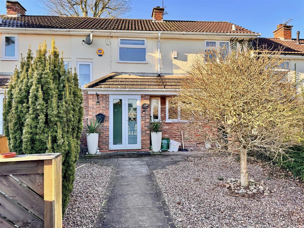 Orchard Lane, Codsall, Wolverhampton 2 bed terraced house for sale £