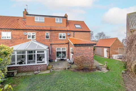 4 bedroom semi-detached house for sale, Harrogate Road, Ferrensby, Knaresborough