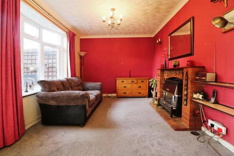 67 Cooks Spinney, Harlow, CM20 3BL