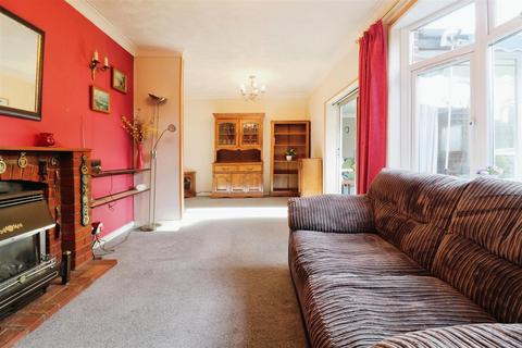 67 Cooks Spinney, Harlow, CM20 3BL