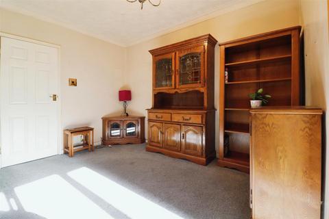 67 Cooks Spinney, Harlow, CM20 3BL