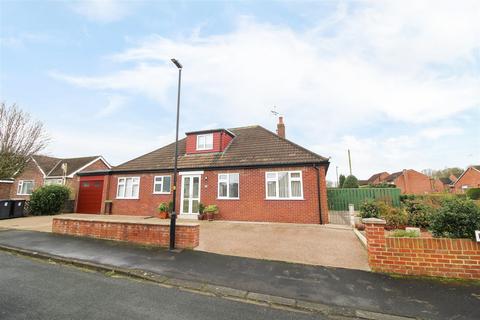 5 bedroom detached bungalow for sale - Ronway Avenue, Ripon