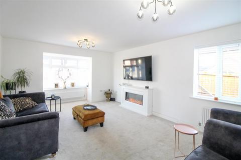 44 Bishopton Place, Ripon, HG4 2DT