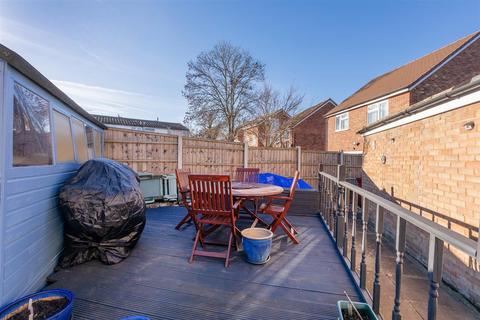 3 bedroom end of terrace house for sale - Chalvey Grove, Slough