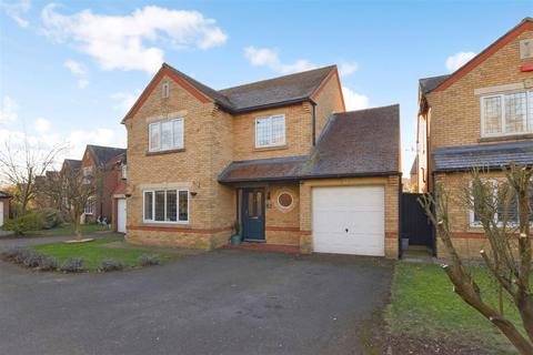 4 bedroom detached house for sale, Lily Close, Bicester