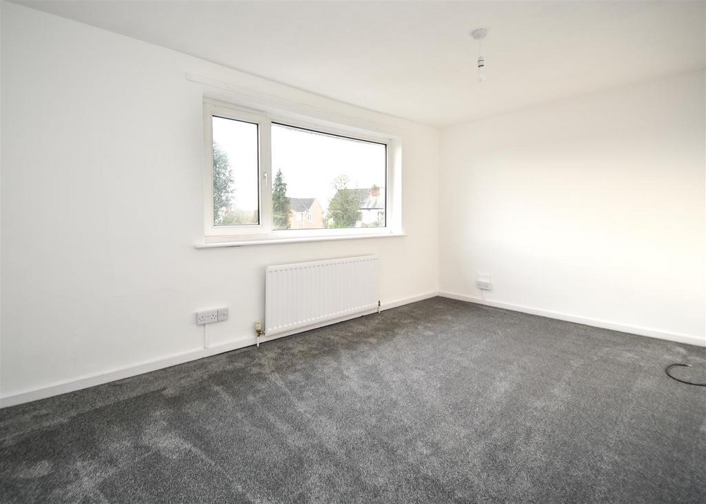 99 Hazel Grove - Bed 1 (2).jpg