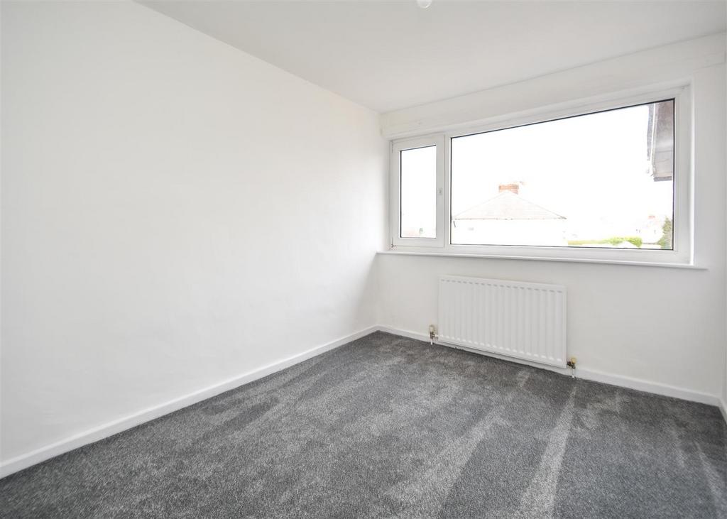 99 Hazel Grove - Bed 2.jpg