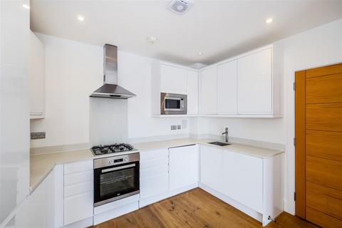 2 bedroom flat to rent, Stowbridge Apartments, Lea Bridge Road, E17